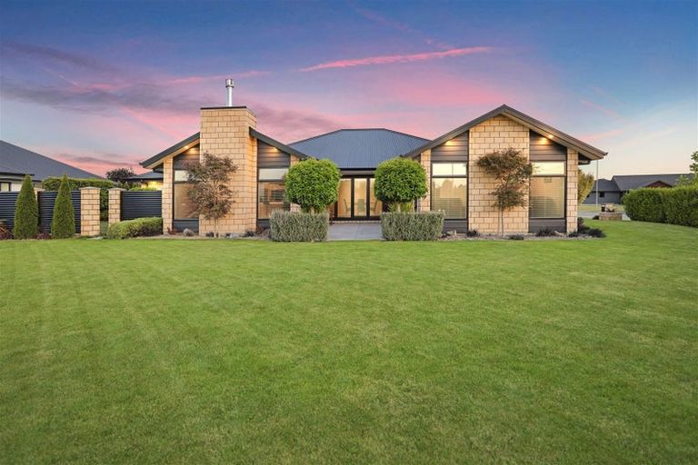 Photo of property in 2 Douglas Drive, Allenton, Ashburton, 7700