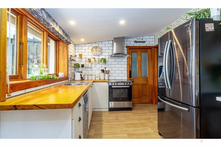 Photo of property in 5 South Terrace Road, Geraldine, 7930