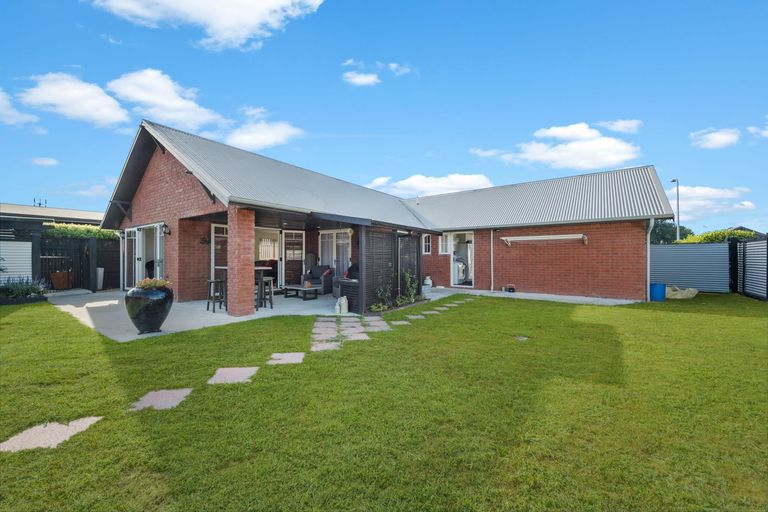 Photo of property in 75 Stirling Drive, Morrinsville, 3300