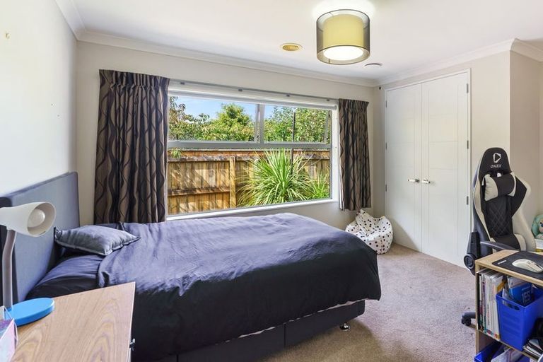 Photo of property in 9 Otupoa Way, Paraparaumu, 5032
