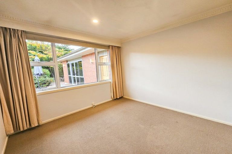 Photo of property in 12 Newcastle Street, Clyde, 9330