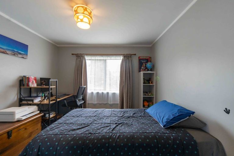 Photo of property in 42 Cromwell Drive, Fitzroy, Hamilton, 3206