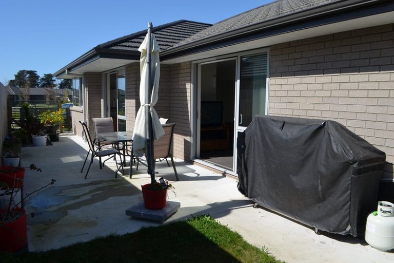 Photo of property in 39 Leet Crescent, Papamoa Beach, Papamoa, 3118