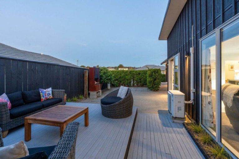Photo of property in 17 Forbes Road, Foxton Beach, Foxton, 4815