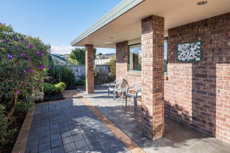 Photo of property in 115 Realm Drive, Paraparaumu, 5032