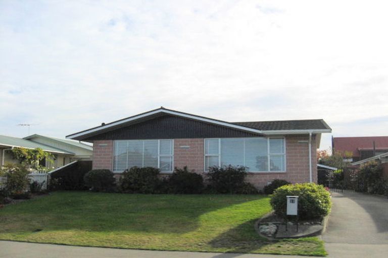 Photo of property in 31 Cheyenne Street, Sockburn, Christchurch, 8042