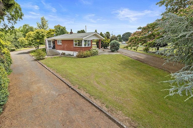 Photo of property in 1569 Te Pahu Road, Karamu, Hamilton, 3285