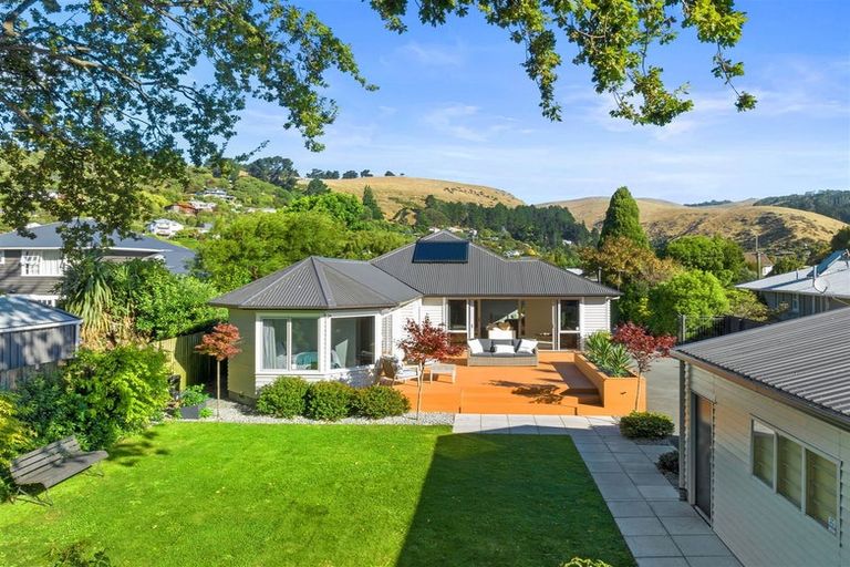 Photo of property in 275 Centaurus Road, Hillsborough, Christchurch, 8022