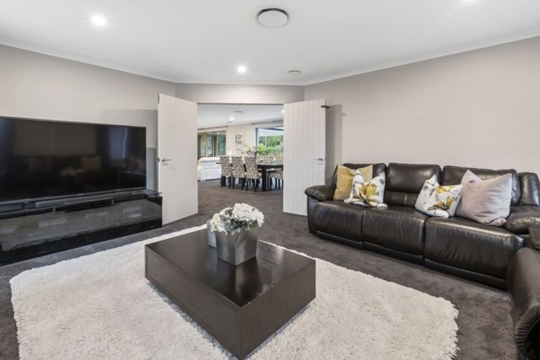 Photo of property in 4 Maddies Road, Kaukapakapa, 0873