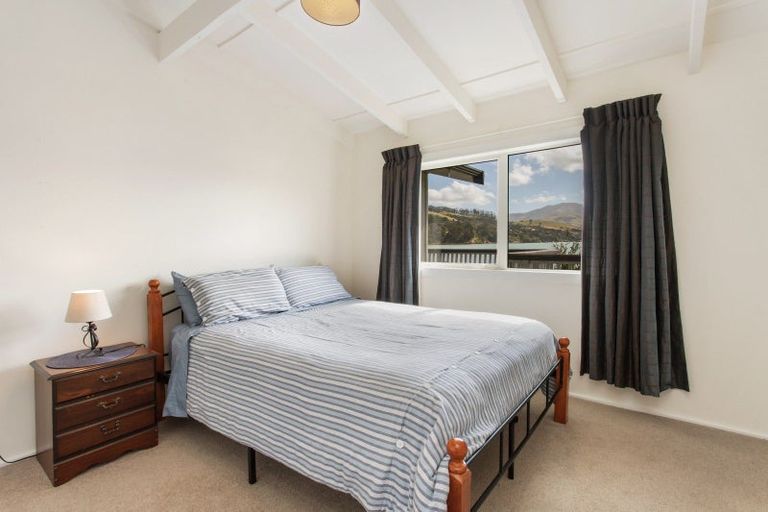 Photo of property in 10 Takamatua Beach Road, Takamatua, Akaroa, 7581