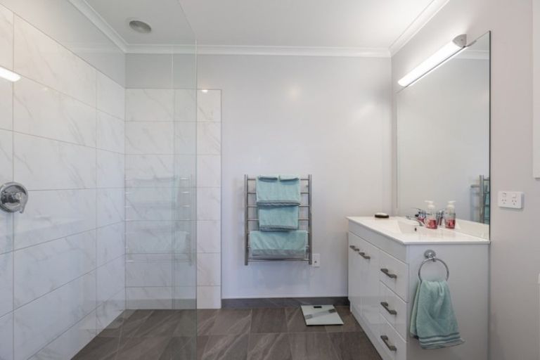 Photo of property in 24 Curtis Street, Stoke, Nelson, 7011