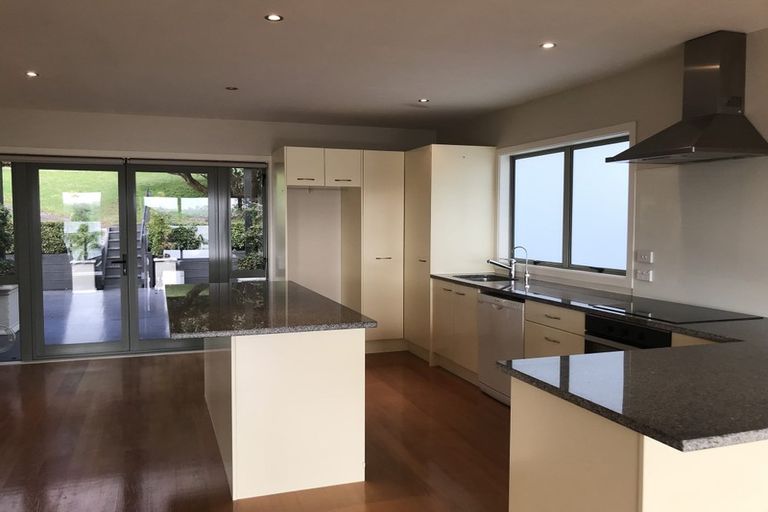 Photo of property in 15 Manurere Avenue, Takapuna, Auckland, 0622