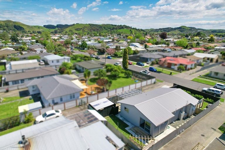 Photo of property in 23 Hinton Road, Taradale, Napier, 4112