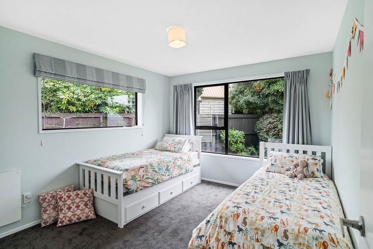 Photo of property in 20 Shamrock Place, Halswell, Christchurch, 8025