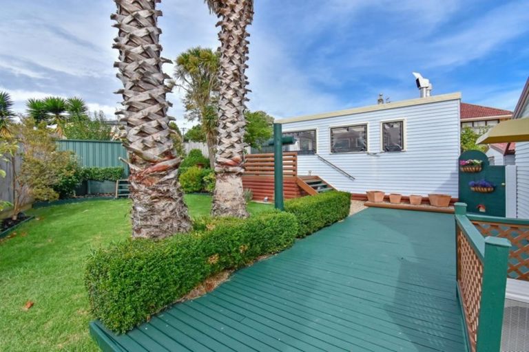 Photo of property in 10 Buller Crescent, Manurewa, Auckland, 2102