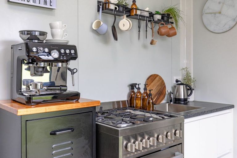 Photo of property in 26b Suther Street, Waverley, 4510