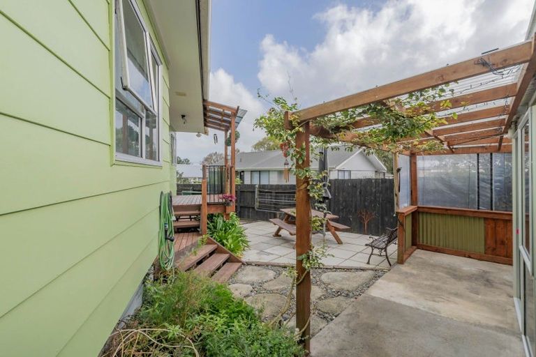 Photo of property in 4 Cross Street, Papakura, 2110