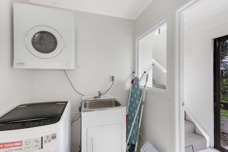 Photo of property in 12 Ash Place, Whalers Gate, New Plymouth, 4310