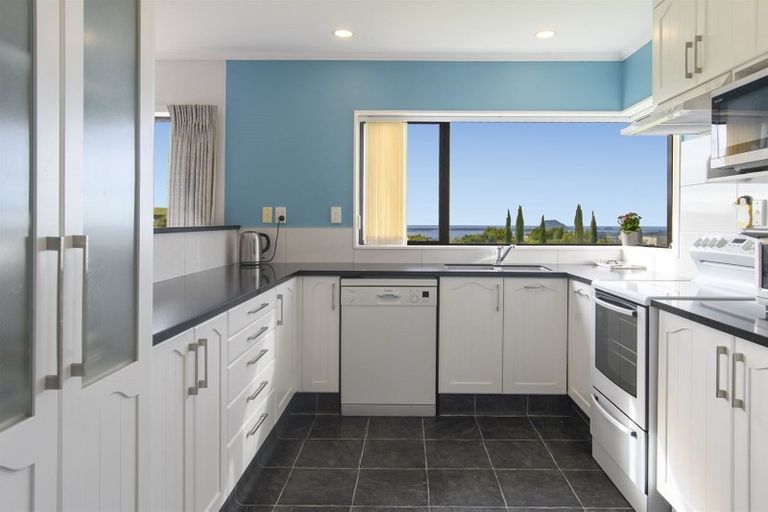 Photo of property in 10 Dawn View Place, Minden, Tauranga, 3176