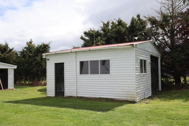 Photo of property in 689 Pouto Road, Aratapu, Dargaville, 0371