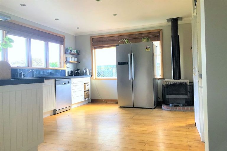 Photo of property in 1 Edward Street, Dannevirke, 4930