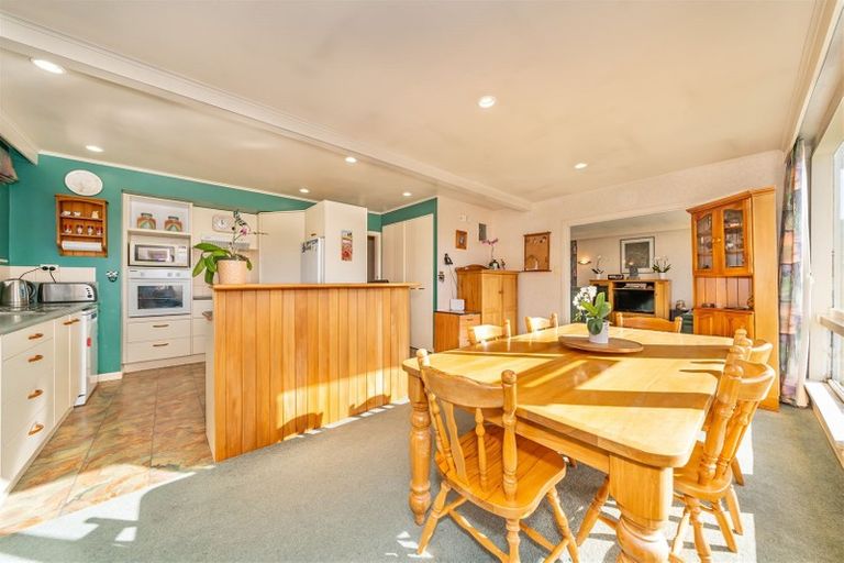 Photo of property in 14 Dunns Street, Silverstream, Upper Hutt, 5019