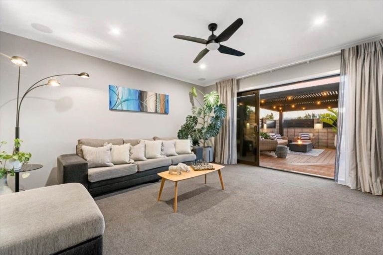 Photo of property in 6 Donelle Place, Te Puke, 3119