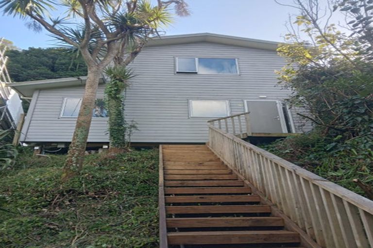 Photo of property in 79 Ngaio Gorge Road, Ngaio, Wellington, 6035