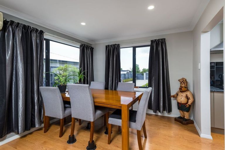 Photo of property in 5 Holmes Street, Waimate, 7924