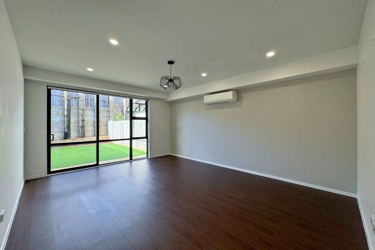 Photo of property in 12 Routhmore Street, Flat Bush, Auckland, 2019
