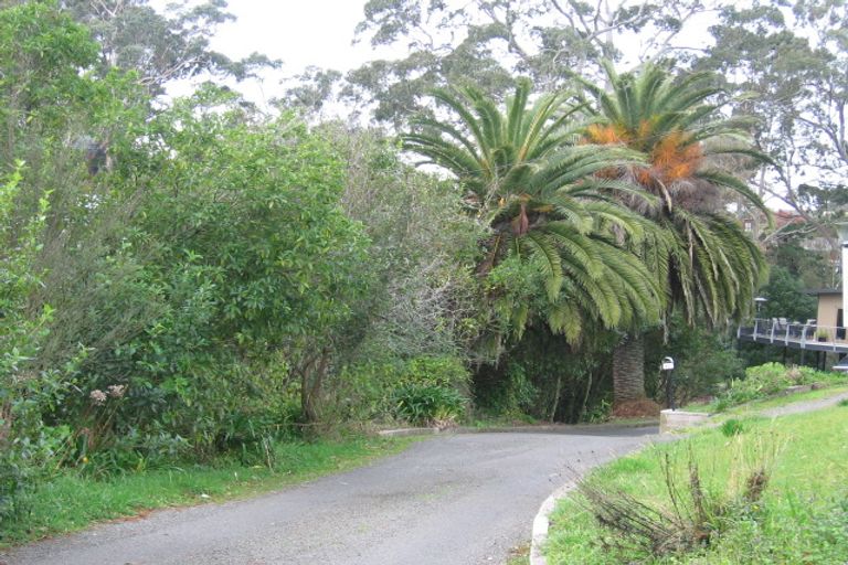 Photo of property in 67 Atawhai Road, Fitzherbert, Palmerston North, 4410