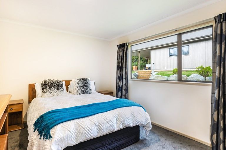 Photo of property in 44 Ramsay Drive, Acacia Bay, Taupo, 3385