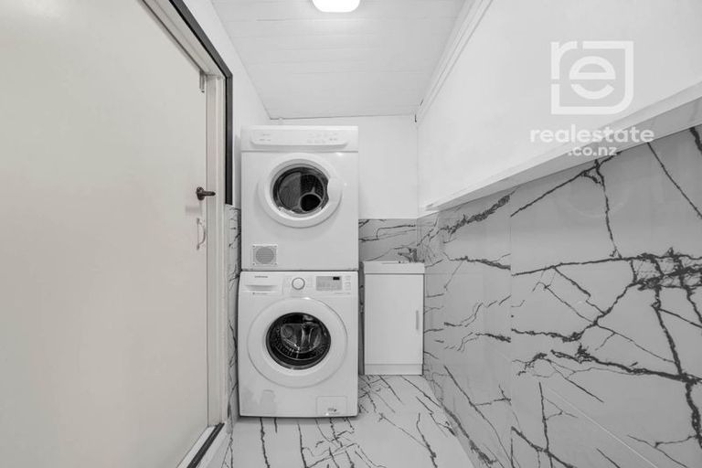 Photo of property in 1/108 Porchester Road, Papakura, 2110