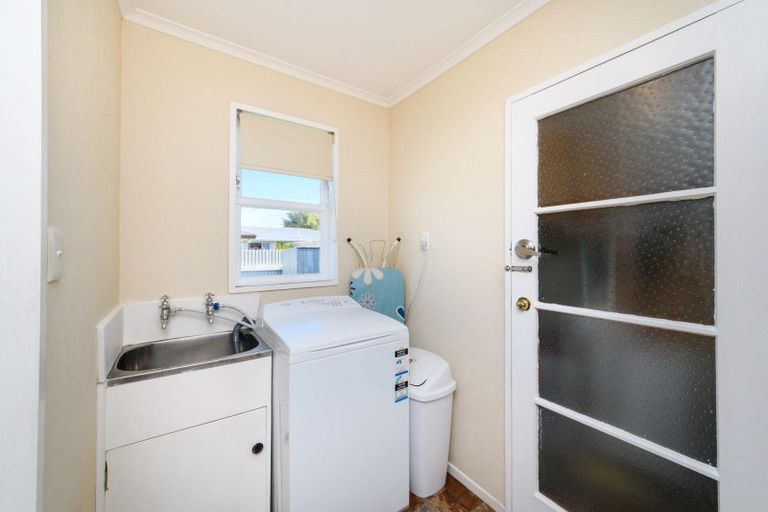 Photo of property in 1 Rennie Avenue, Milson, Palmerston North, 4414