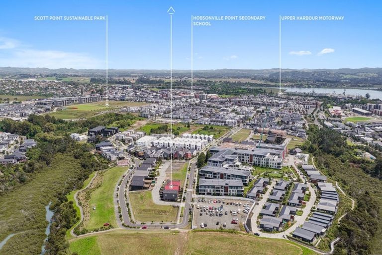 Photo of property in 113 Tahingamanu Road, Hobsonville, Auckland, 0616