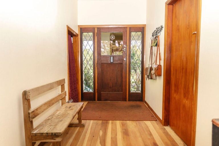 Photo of property in 3 King Street, Dannevirke, 4930