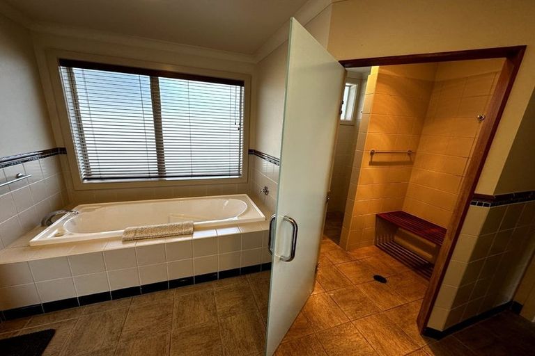 Photo of property in 66 Shelter Drive, Greenhithe, Auckland, 0632