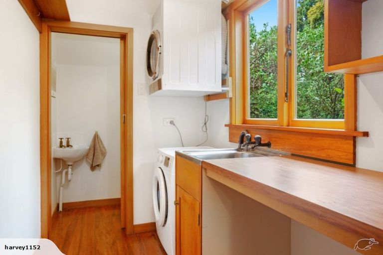 Photo of property in 21 Bay View Road, Moncks Bay, Christchurch, 8081