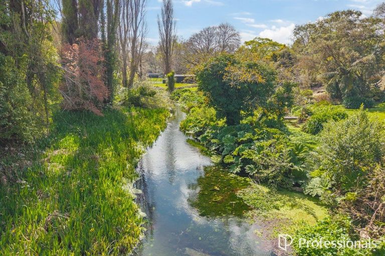 Photo of property in 20 Barton Road, Heretaunga, Upper Hutt, 5018