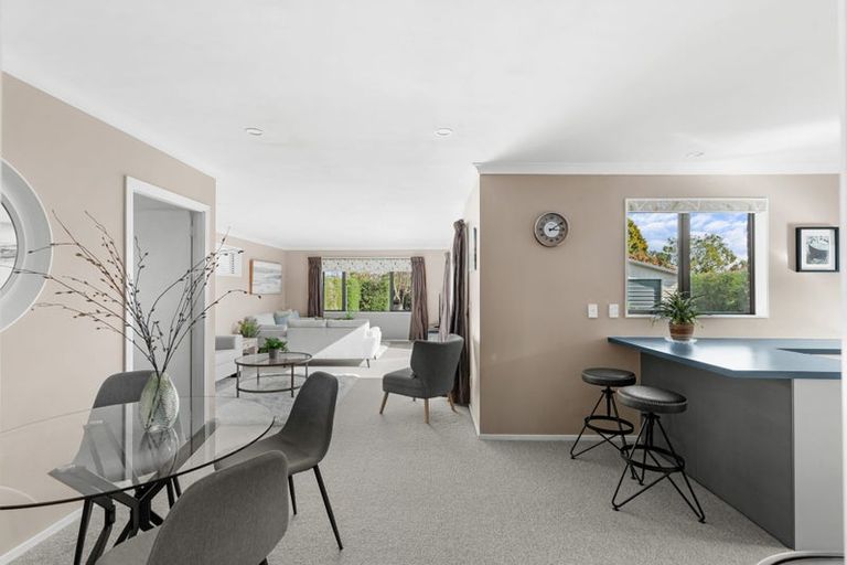 Photo of property in 39 Bevington Street, Avonhead, Christchurch, 8042