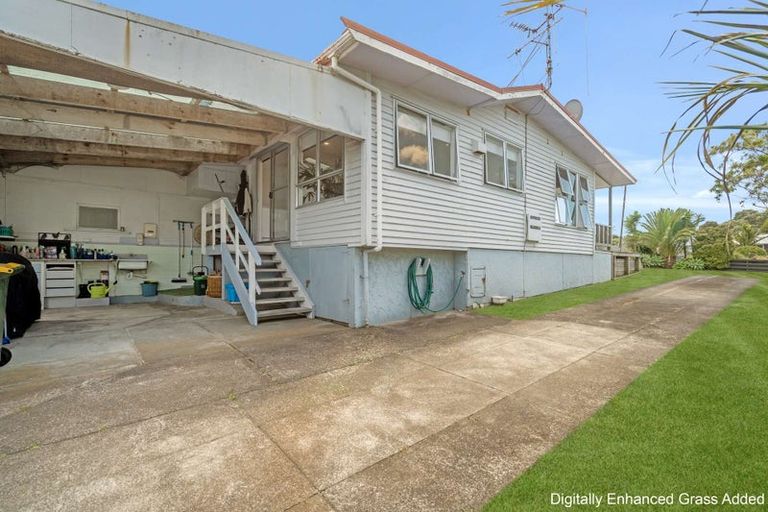 Photo of property in 37 Roretana Drive, Athenree, Waihi Beach, 3177