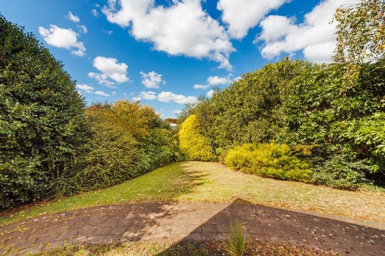 Photo of property in 4 Edwards Place, Terrace End, Palmerston North, 4410