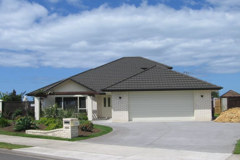 Photo of property in 100 Koutunui Road, Athenree, Katikati, 3177