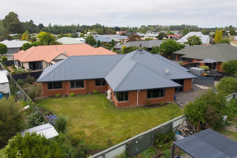 Photo of property in 3 Hight Place, Tinwald, Ashburton, 7700