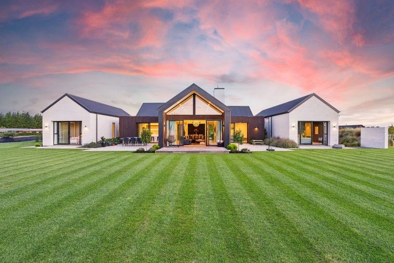 Photo of property in 59 Silver Peaks Drive, West Melton, 7618