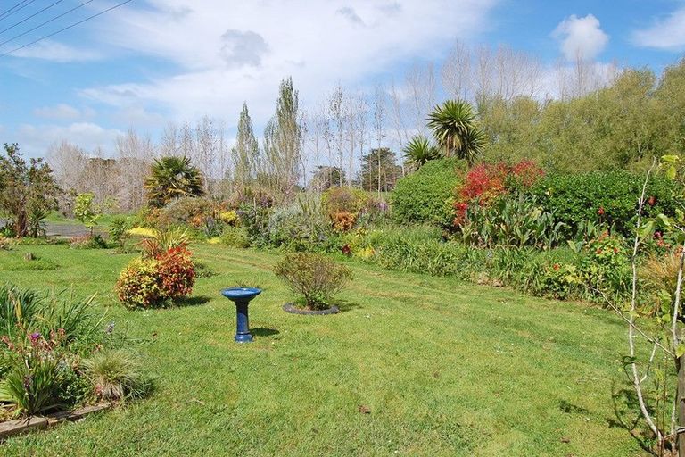 Photo of property in 2062 State Highway 1, Kaiwaka, 0573