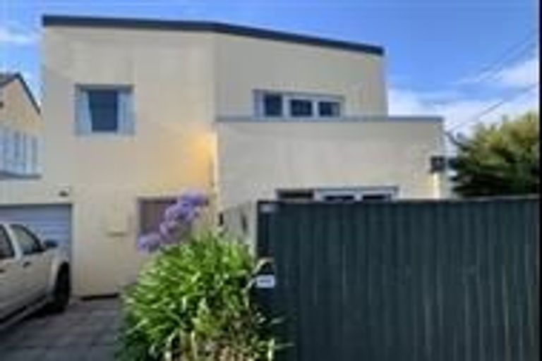 Photo of property in 48 Suffolk Street, Phillipstown, Christchurch, 8011