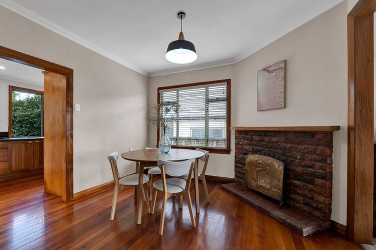 Photo of property in 86 Mangorei Road, Strandon, New Plymouth, 4312