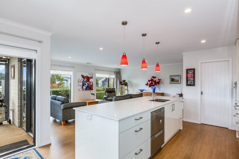 Photo of property in 24 Margaret Shields Avenue, Aotea, Porirua, 5024