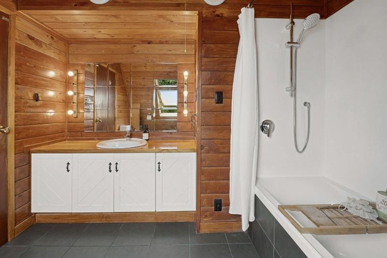 Photo of property in 19a Raniera Place, Springfield, Rotorua, 3015